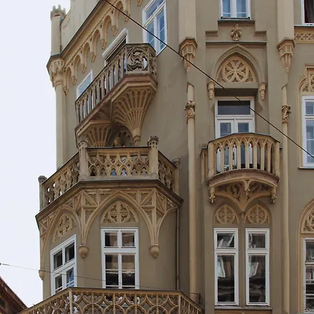 Designed In Hear Of Apartamento